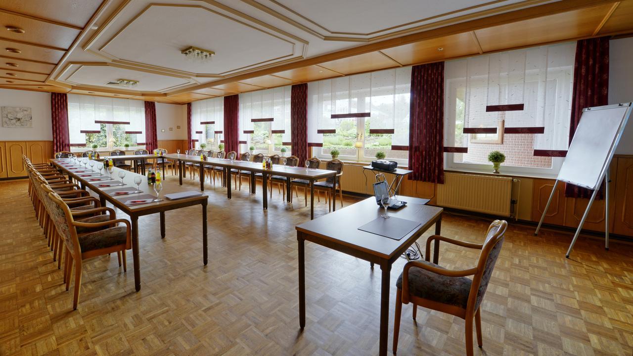Landhotel Zur Eiche Buxtehude Exterior foto